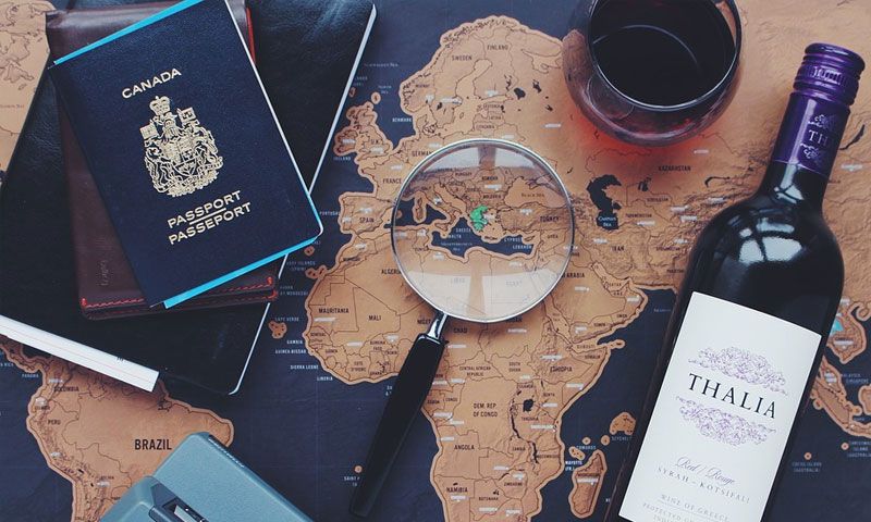 Canada passport, Thalia wine with map